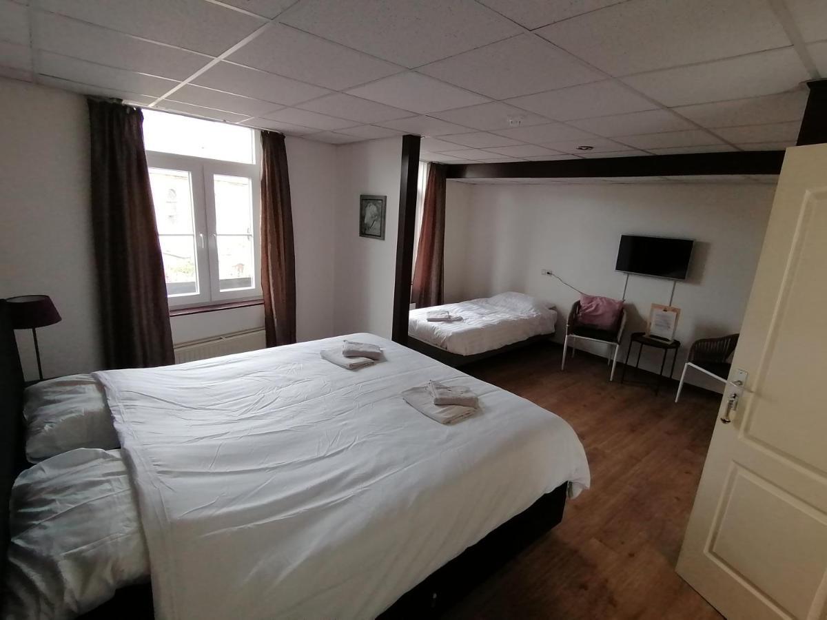 B&B Hotel Gasthoeve Het Valkennest Oud-Valkenburg Exteriör bild